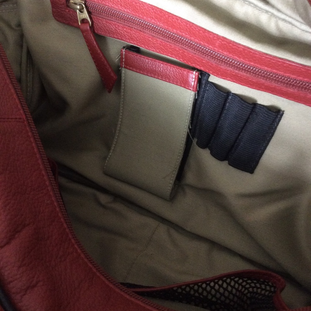 JP Ourse Duffle Weekender - Berry & Black - Picture 5 of 13